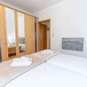 Lana , Baška Kroatien
